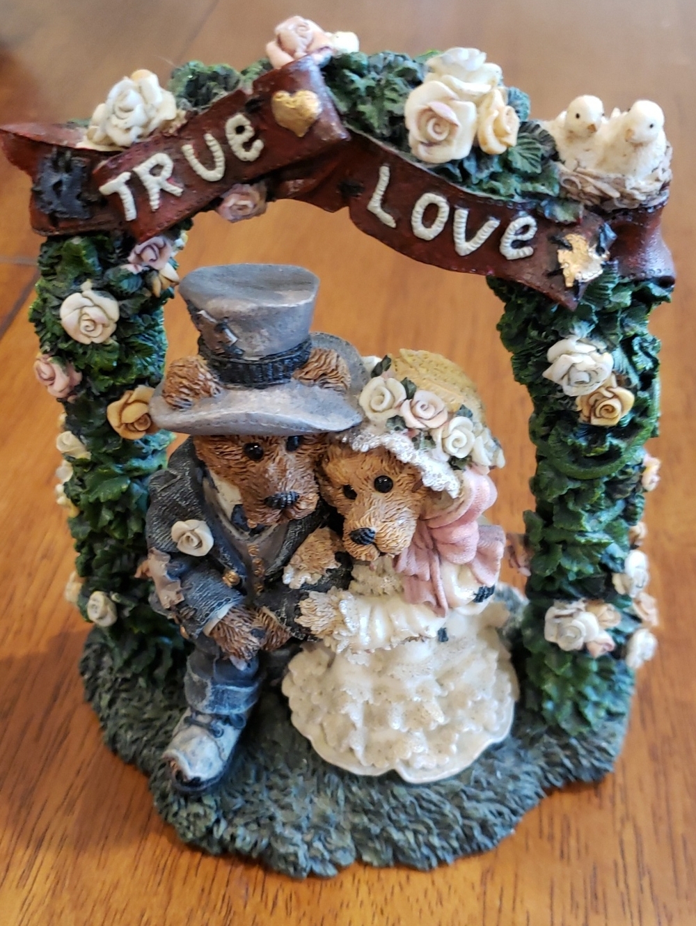 Boyds Bears Grenville and Beatrice ...True Love Resin Figurine